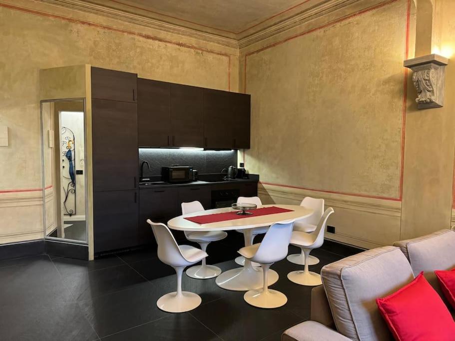 Next To The Cathedral Duomo Apartment Florenz
